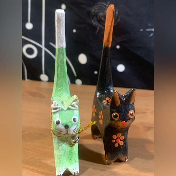 Handpainted Cat Ring Figurines Wood Long Tall Kitties Mexico Set Lot 2 NWT - Picture 7 of 16